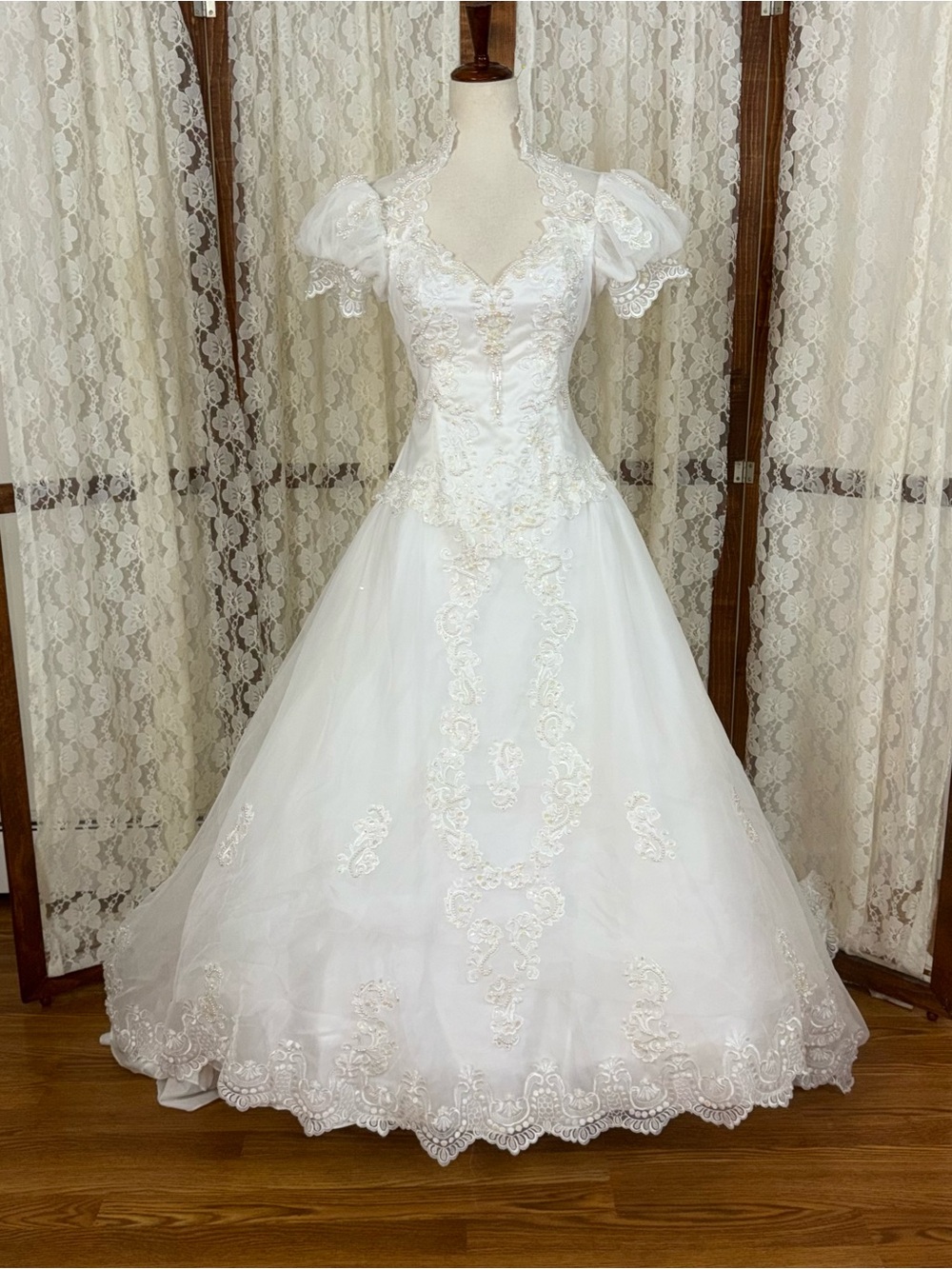 Gorgeous Vintage 1980s Southern Belle Wedding Gown